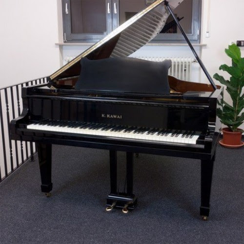 Đàn Piano Kawai No750
