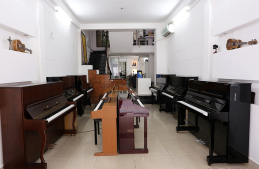 cửa hàng bán đàn piano tại tphcm