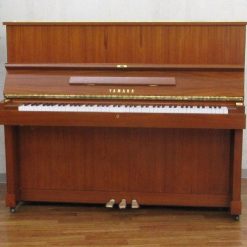 Piano Yamaha W013