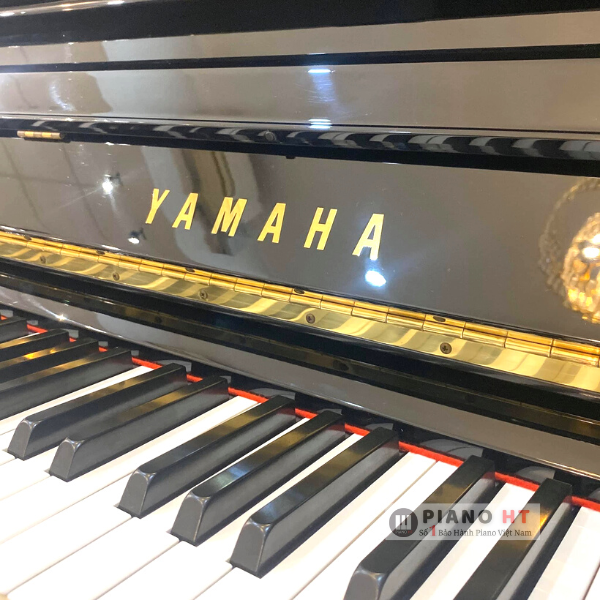 Đàn Piano Yamaha UX-3