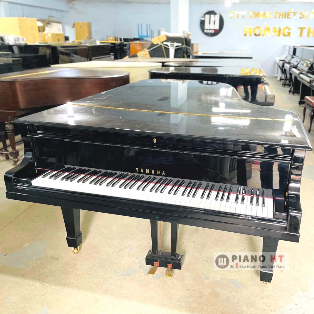 Grand piano Yamaha NOG7