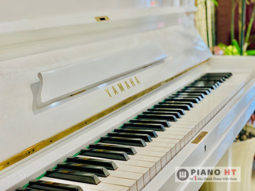 Piano Yamaha U1 trắng
